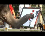 Boon Mee - Elefante Pintor (1)