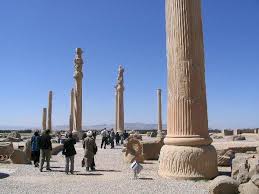  Apadana em Persépolis (atual Irã)
